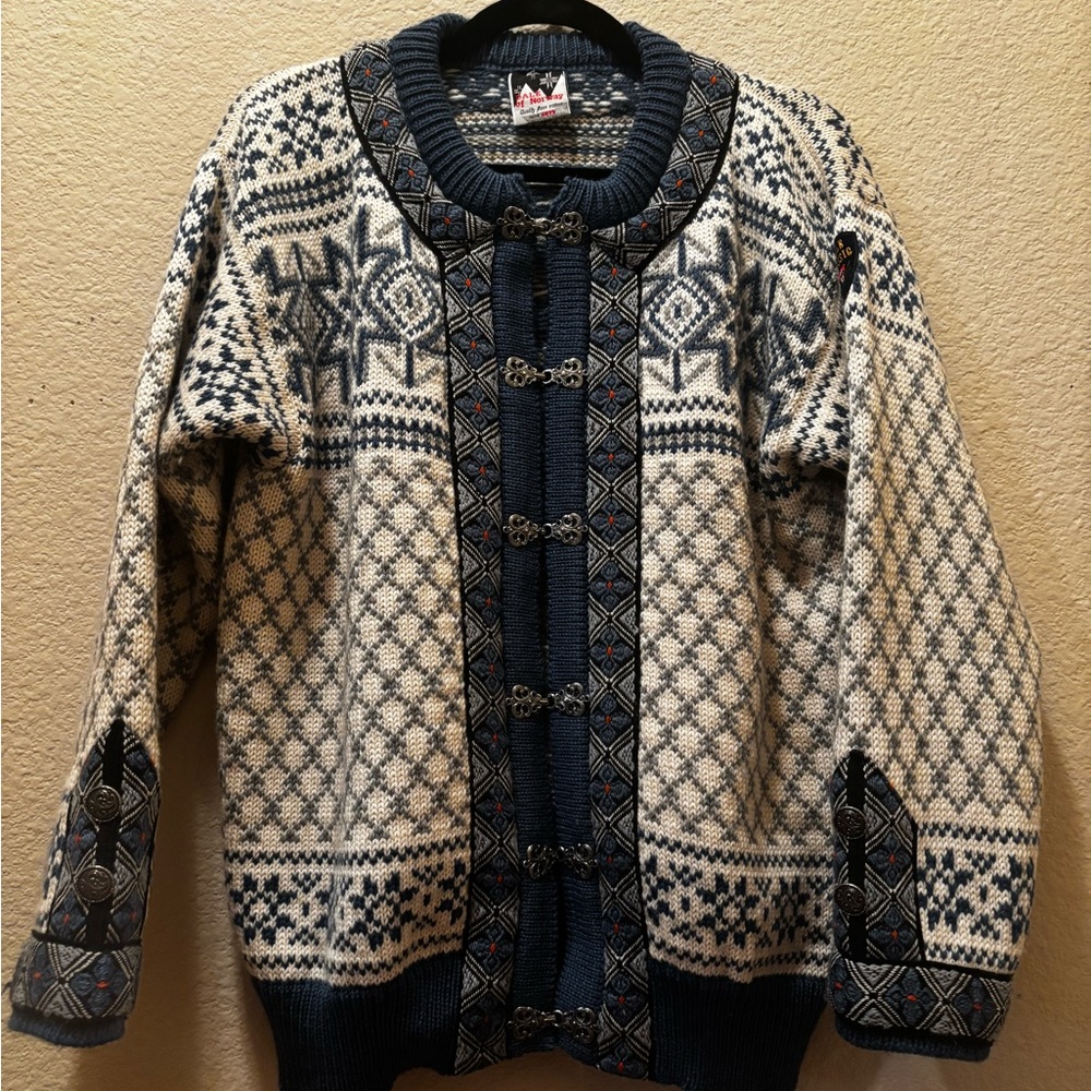 Dale of Norway Navy and Cream Cardigan
